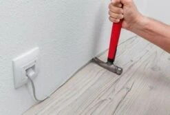 Wiha 42071 Electricians Compact Steel Claw Hammer With Ergonomic Handle 300g -Pro Tools Shop 16