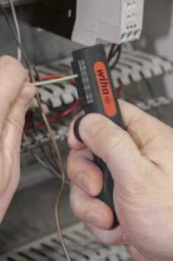 Wiha 44242 Professional Electric Cable Wire Stripper Multi Tool 11 Wiha 44242 Professional Electric Cable Wire Stripper Multi Tool -Pro Tools Shop 44242 3