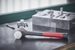 Wiha 44598 FibreBuzz® SB8041 Soft-Faced Dead Blow Hammer 40mm Dia 8 Wiha 44598 FibreBuzz® SB8041 Soft-Faced Dead Blow Hammer 40mm Dia -Pro Tools Shop 44598 3 scaled 1