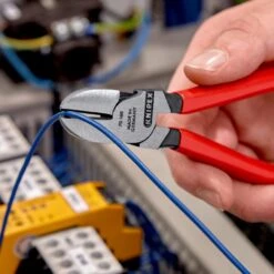 Knipex 70 01 160 Diagonal Side Cutter Pliers (Snips) 160mm -Pro Tools Shop 70 01 160 2 scaled 1