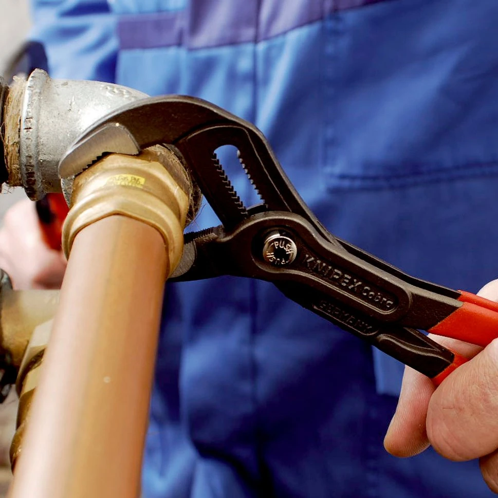 Knipex 87 02 180 Cobra® Hightech Waterpump Pliers Multi-Component Grips 180mm 2 Knipex 87 02 180 Cobra® Hightech Waterpump Pliers Multi-Component Grips 180mm - Image 2