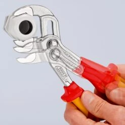 Knipex 87 26 250 Cobra® VDE Hightech Waterpump Pliers 250mm - 46mm Capacity 11 Knipex 87 26 250 Cobra® VDE Hightech Waterpump Pliers 250mm - 46mm Capacity -Pro Tools Shop 87262506 scaled 1